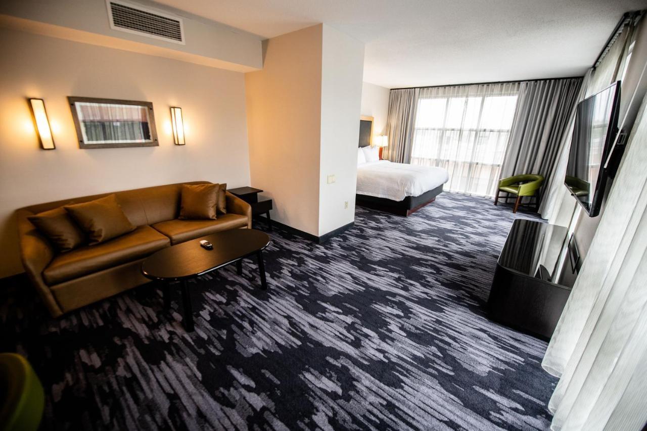 Hotel Fairfield By Marriott & Casino Area 3*