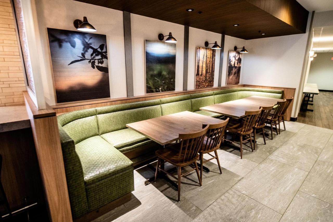 Hotel Fairfield By Marriott & Casino Area Washington