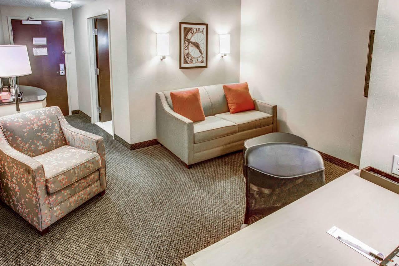 Hotel Fairfield By Marriott & Casino Area Washington